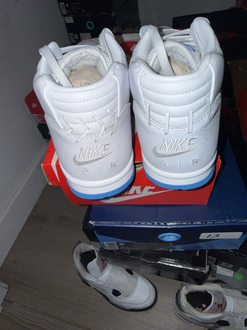 Nike trainers mm millionth White and Light Blue Mid-Top Sneakers - Picture 3 of 5